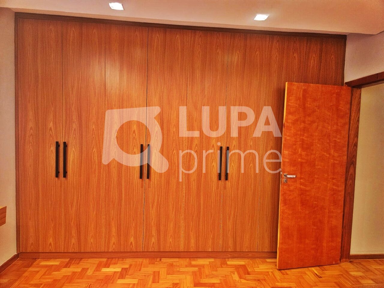 sobrado-venda-sao-paulo-vila-guilherme-3dormitorios-1suite-2vagas-156m2-LM28165