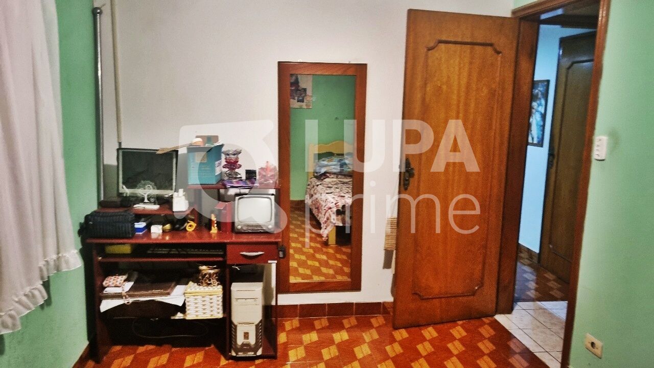 casa-terrea-venda-sao-paulo-jardim-guanca-3dormitorios-1suite-5vagas-240m2-LM28173