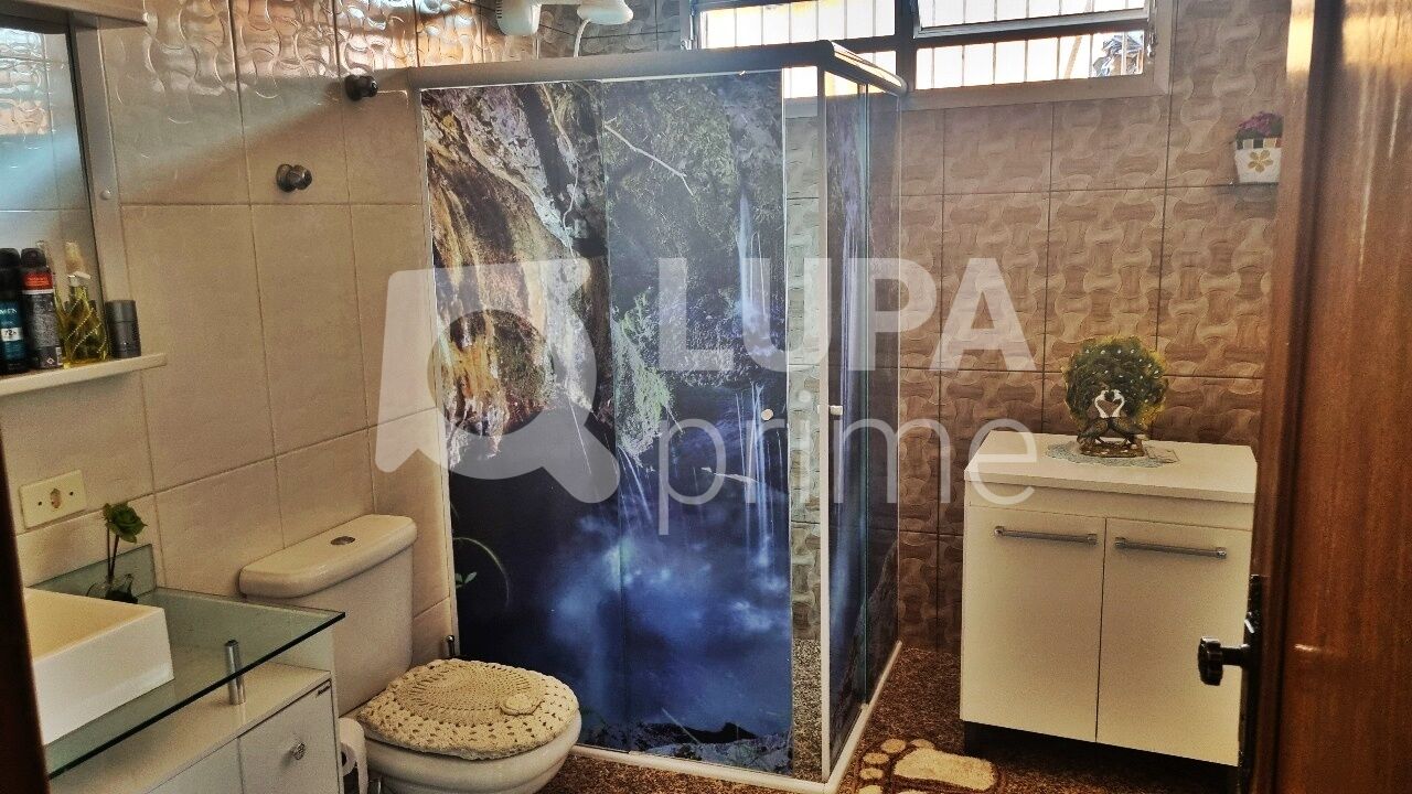 casa-terrea-venda-sao-paulo-jardim-guanca-3dormitorios-1suite-5vagas-240m2-LM28173