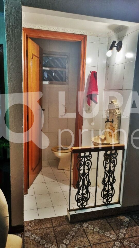 casa-terrea-venda-sao-paulo-jardim-guanca-3dormitorios-1suite-5vagas-240m2-LM28173