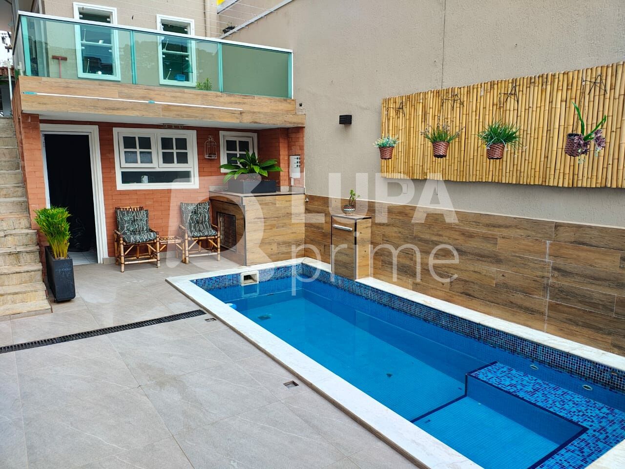 Casa, 3 quartos, 141 m² - Foto 1