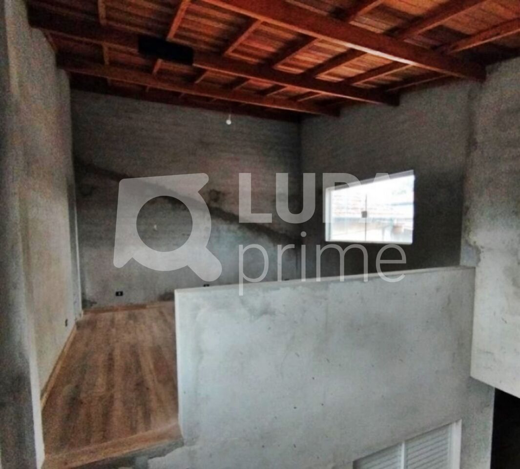 Casa à venda com 3 quartos, 133m² - Foto 4