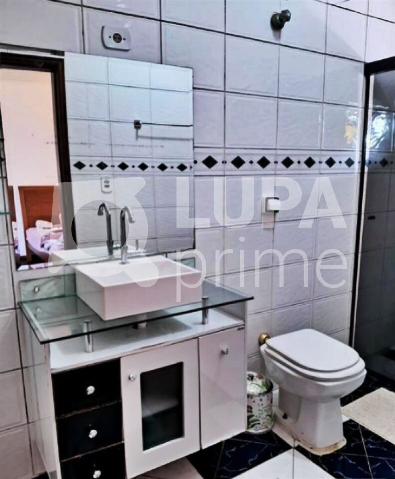 sobrado-venda-sao-paulo-jardim-guanca-3dormitorios-2suites-2vagas-133m2-LM28190