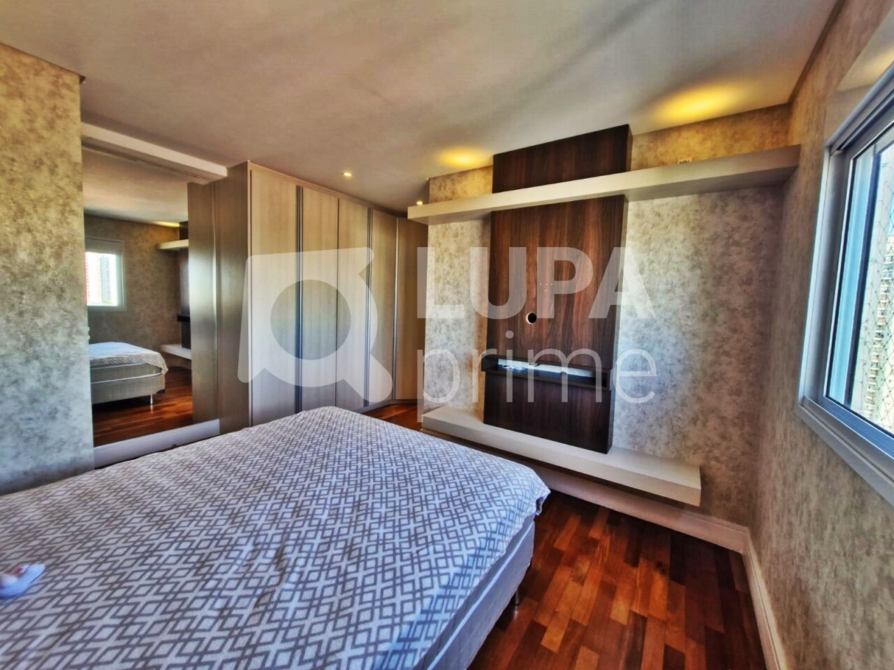Apartamento à venda com 3 quartos, 110m² - Foto 6