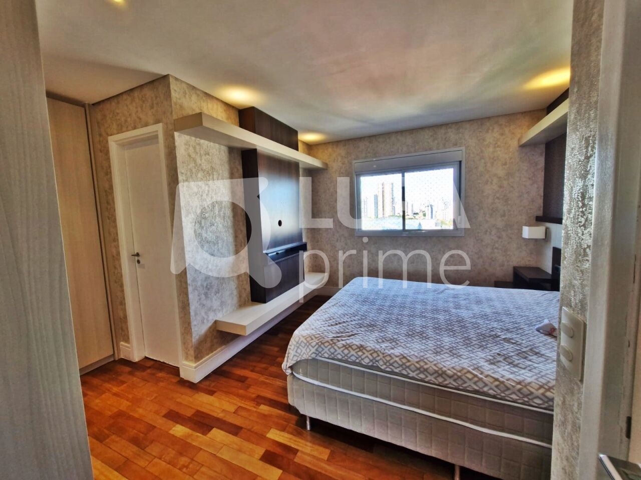 Apartamento à venda com 3 quartos, 110m² - Foto 8