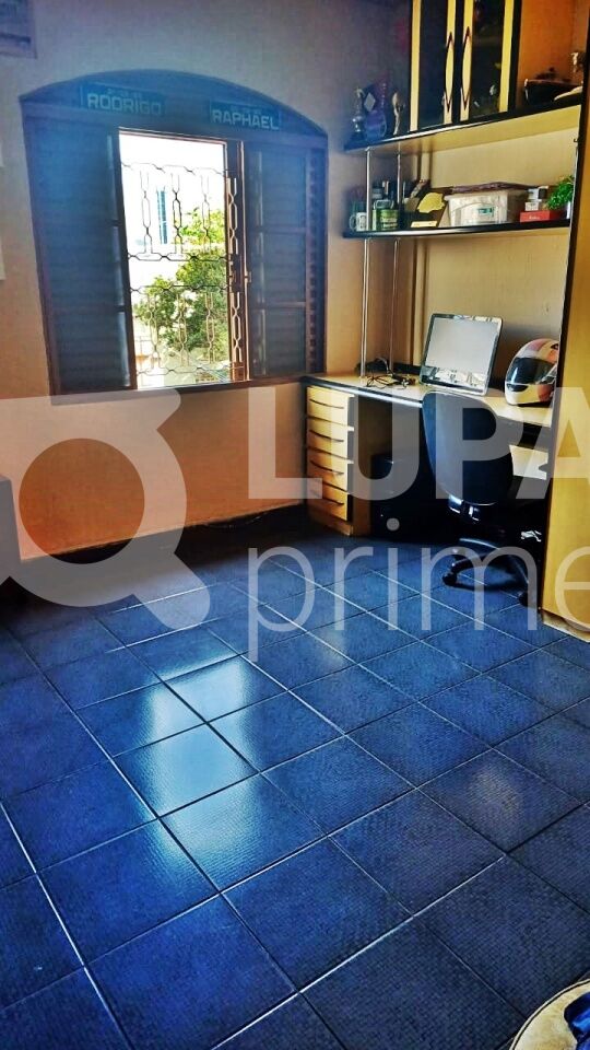 sobrado-venda-sao-paulo-carandiru-3dormitorios-3suites-2vagas-180m2-LM28209