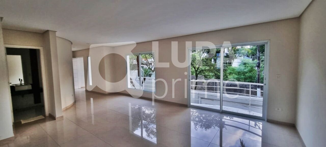 Casa à venda com 3 quartos, 345m² - Foto 9