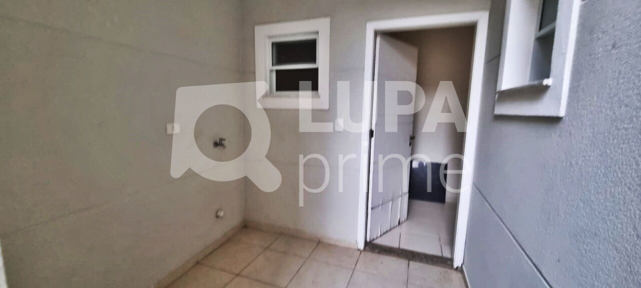 Casa à venda com 3 quartos, 345m² - Foto 23