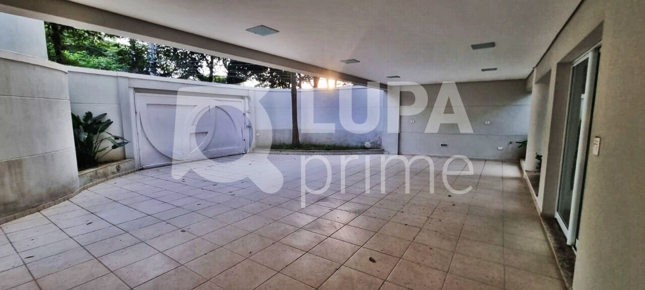 Casa à venda com 3 quartos, 345m² - Foto 31