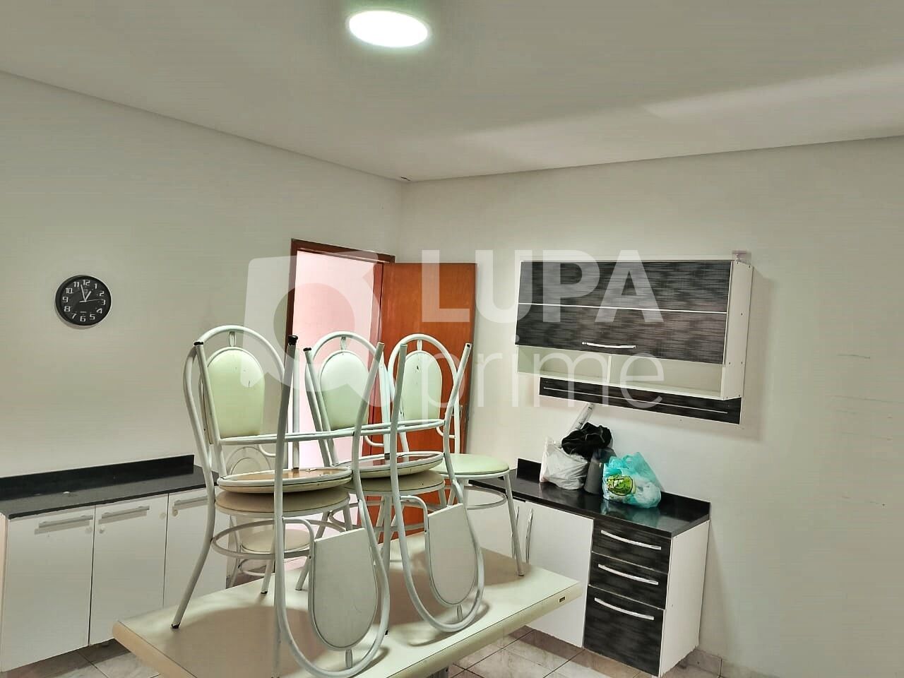 casa-terrea-venda-sao-paulo-vila-sabrina-2dormitorios-4vagas-122m2-LM28236