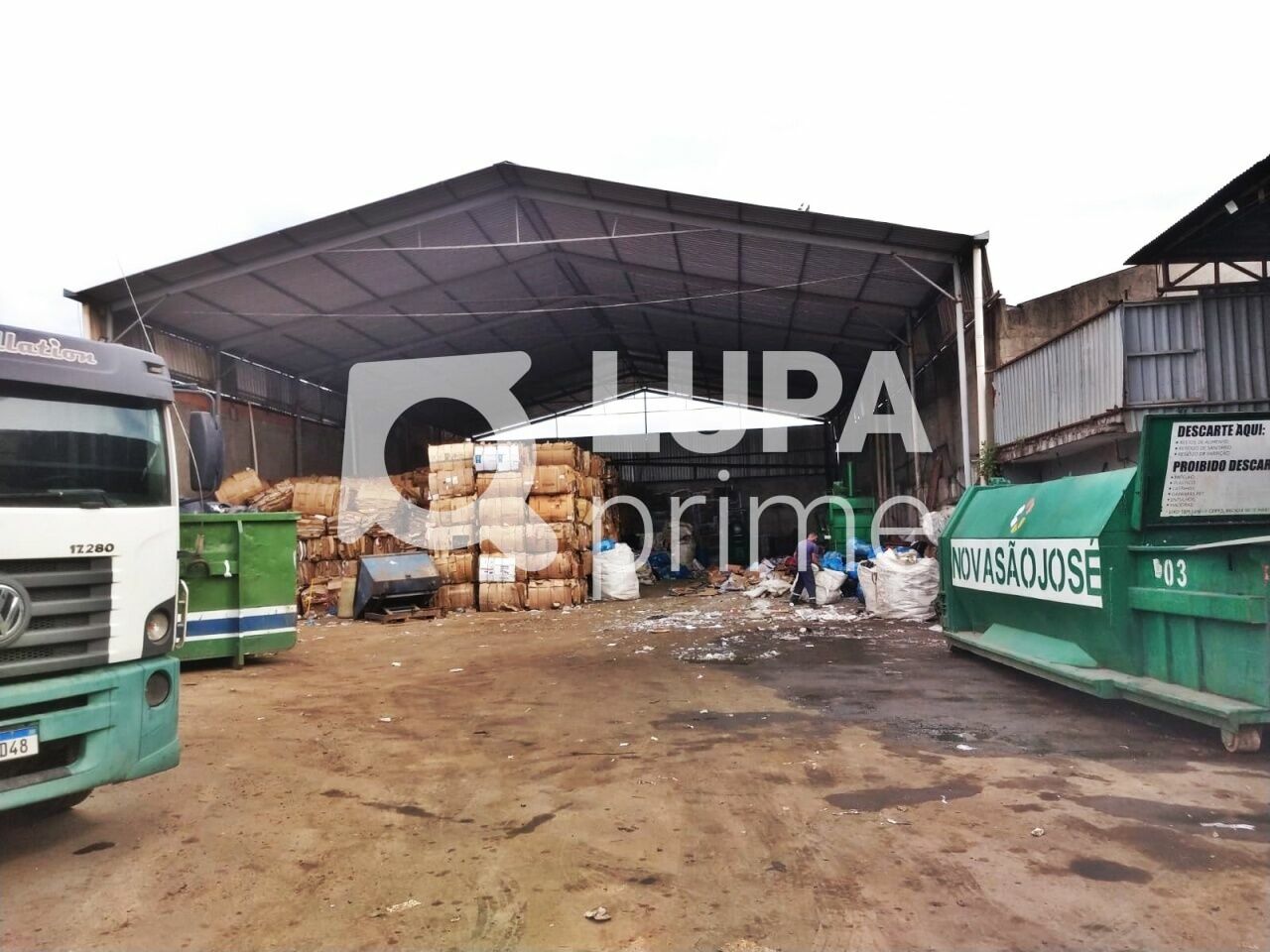 Depósito-Galpão, 856 m² - Foto 2