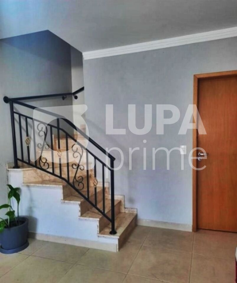 sobrado-venda-sao-paulo-vila-constanca-3dormitorios-3suites-2vagas-144m2-LM28397