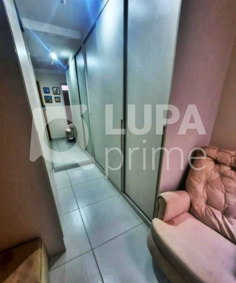 sobrado-venda-sao-paulo-vila-constanca-3dormitorios-3suites-2vagas-144m2-LM28397