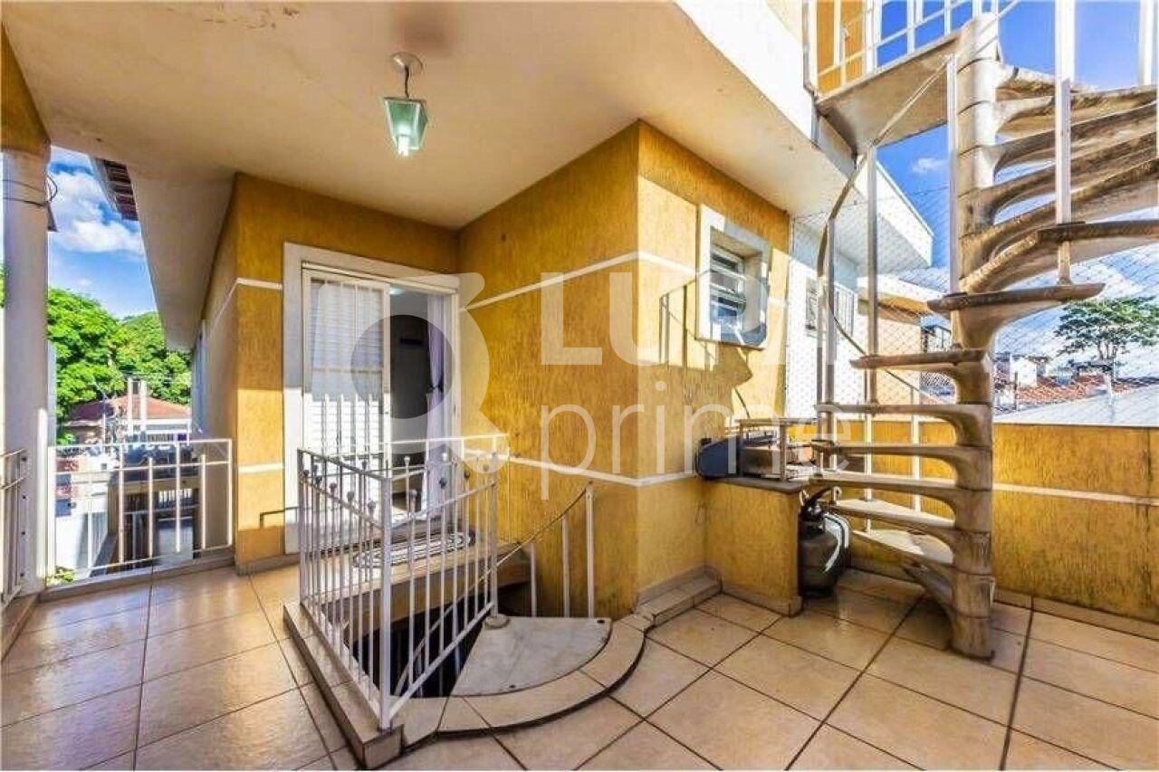 Casa à venda com 2 quartos, 120m² - Foto 18