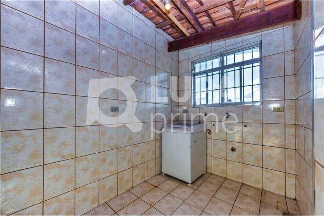 Casa à venda com 2 quartos, 120m² - Foto 15