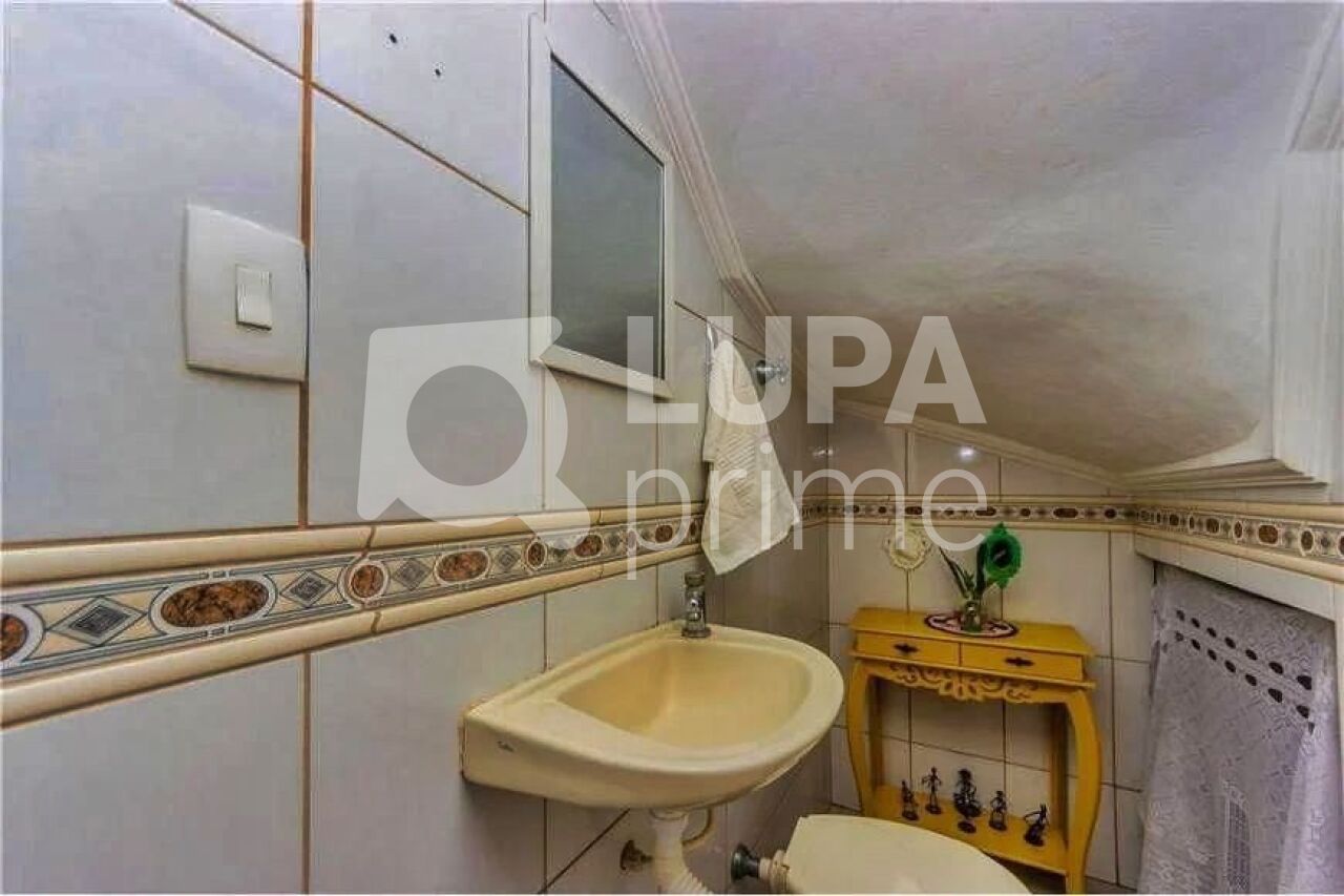 Casa à venda com 2 quartos, 120m² - Foto 11