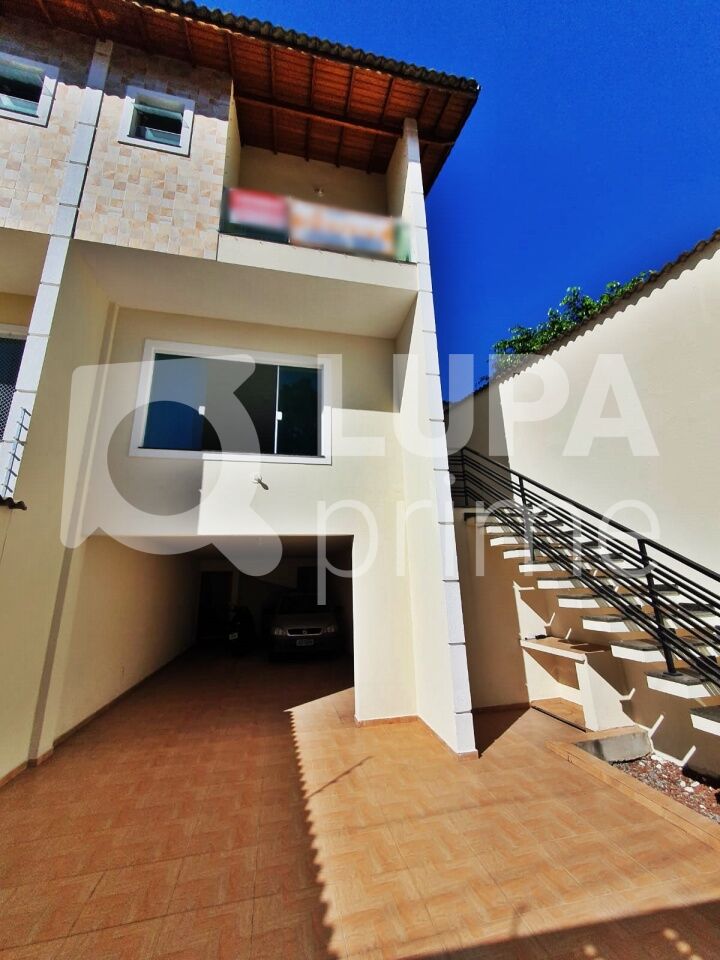 sobrado-venda-sao-paulo-jardim-virginia-bianca-3dormitorios-3suites-4vagas-192m2-LM28421