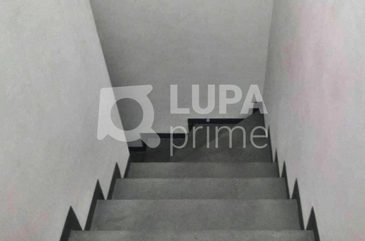 Casa à venda com 4 quartos, 450m² - Foto 5