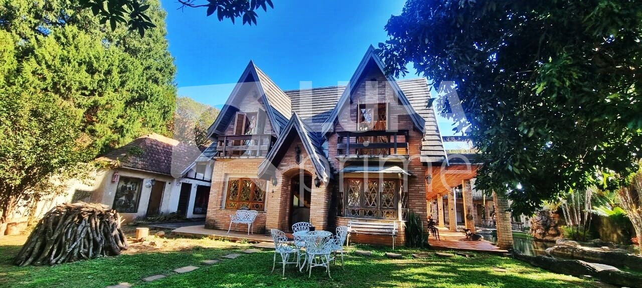 Casa à venda com 5 quartos, 432m² - Foto 47