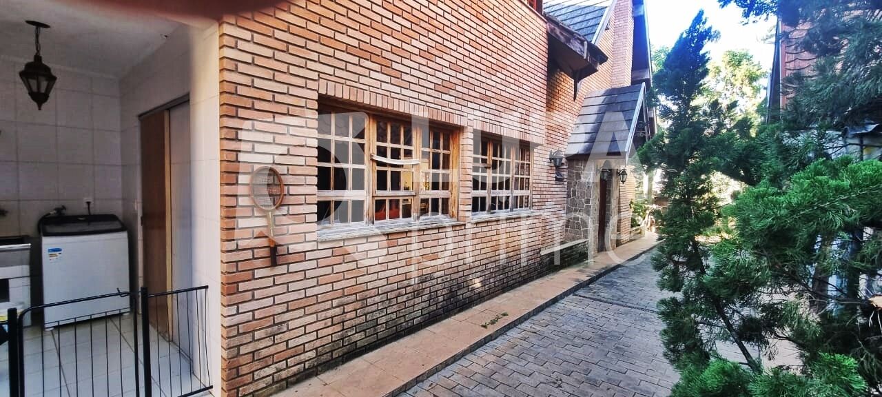 Casa à venda com 5 quartos, 432m² - Foto 27