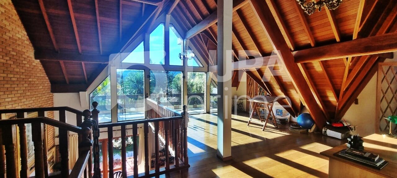 Casa à venda com 5 quartos, 432m² - Foto 16