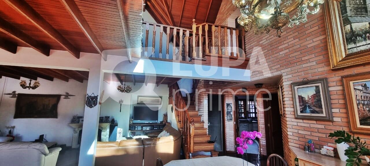 Casa à venda com 5 quartos, 432m² - Foto 5