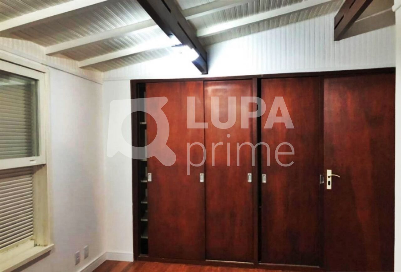 sobrado-venda-sao-paulo-tremembe-5dormitorios-1suite-2vagas-193m2-LM28459