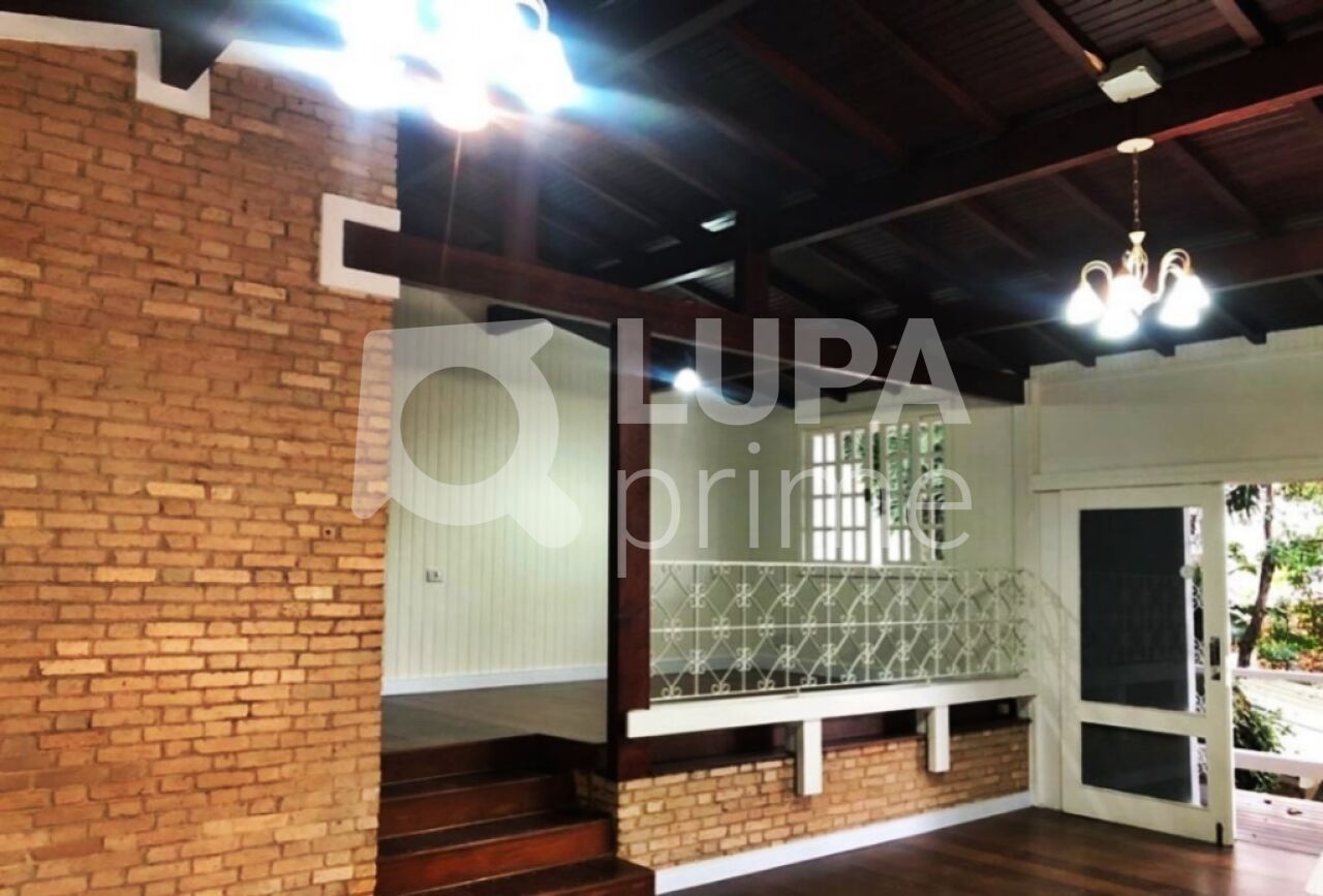 sobrado-venda-sao-paulo-tremembe-5dormitorios-1suite-2vagas-193m2-LM28459