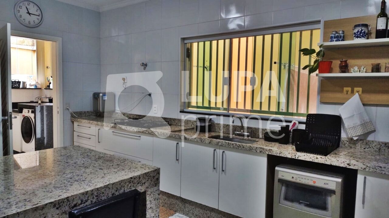 sobrado-venda-sao-paulo-imirim-3dormitorios-1suite-3vagas-127m2-LM28460