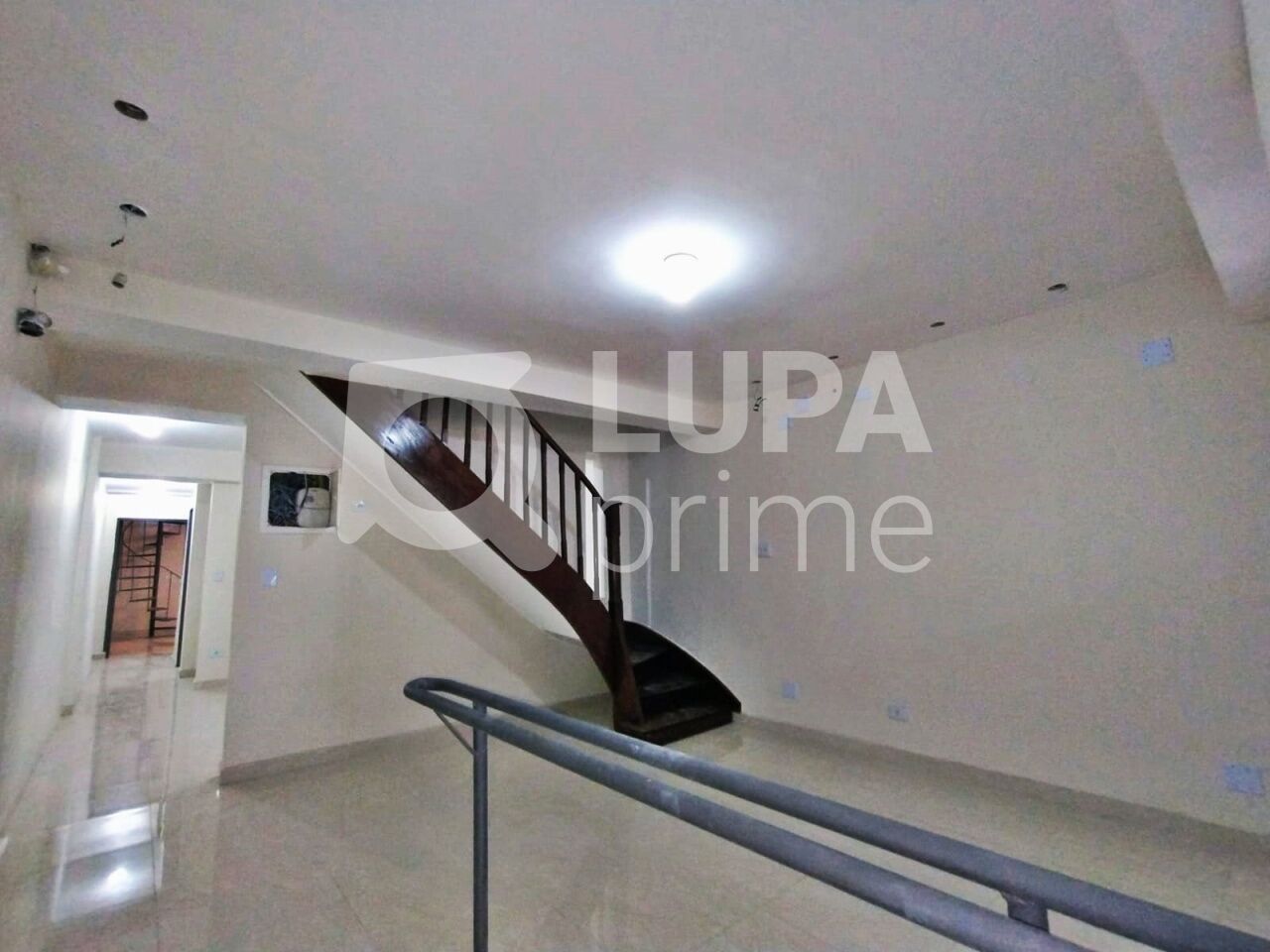 Prédio Inteiro à venda, 248m² - Foto 1