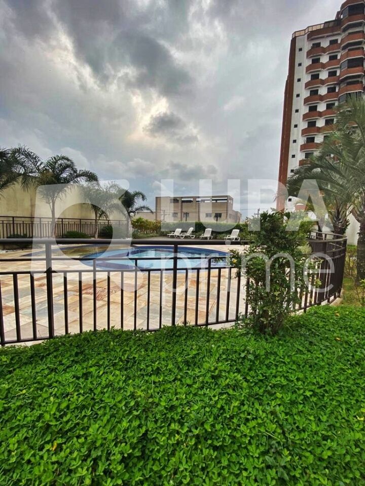Apartamento à venda com 3 quartos, 77m² - Foto 16