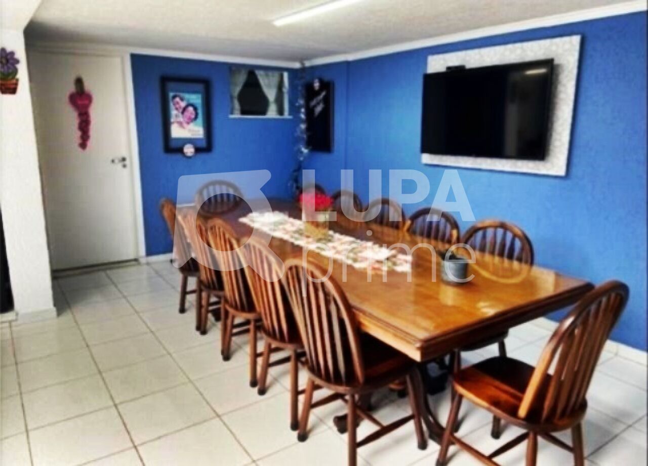 Casa, 3 quartos, 148 m² - Foto 2