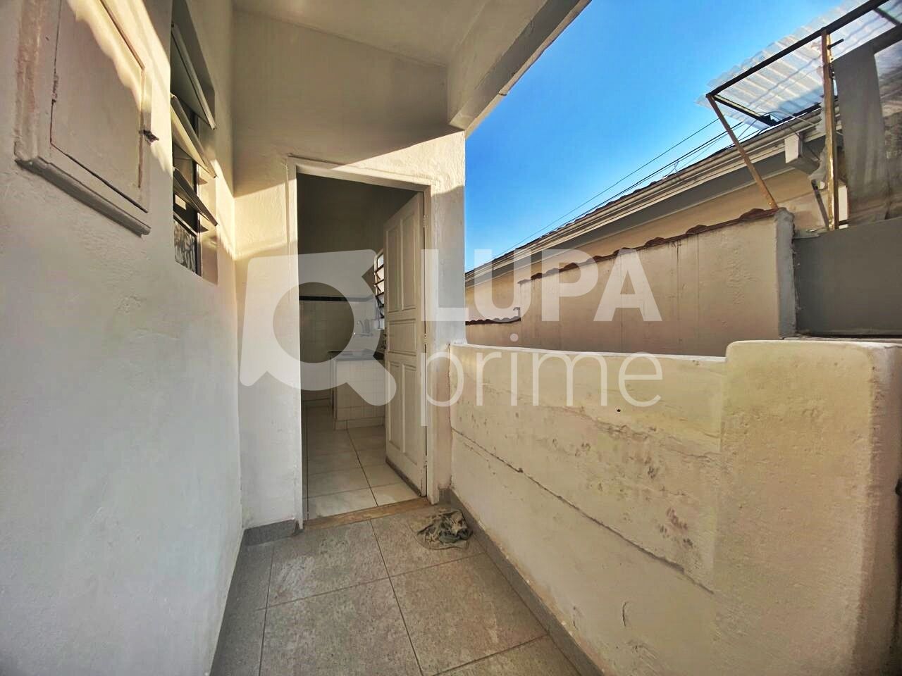 casa-terrea-locacao-sao-paulo-vila-maria-alta-1dormitorio-2vagas-60m2-LM28555