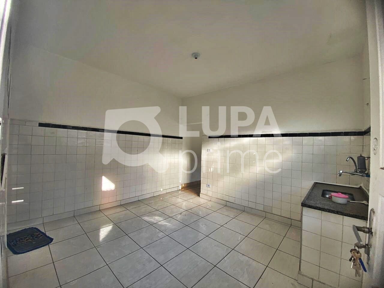 casa-terrea-locacao-sao-paulo-vila-maria-alta-1dormitorio-2vagas-60m2-LM28555