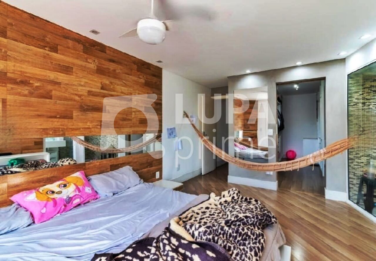 sobrado-venda-sao-paulo-imirim-3dormitorios-3suites-5vagas-224m2-LM28613