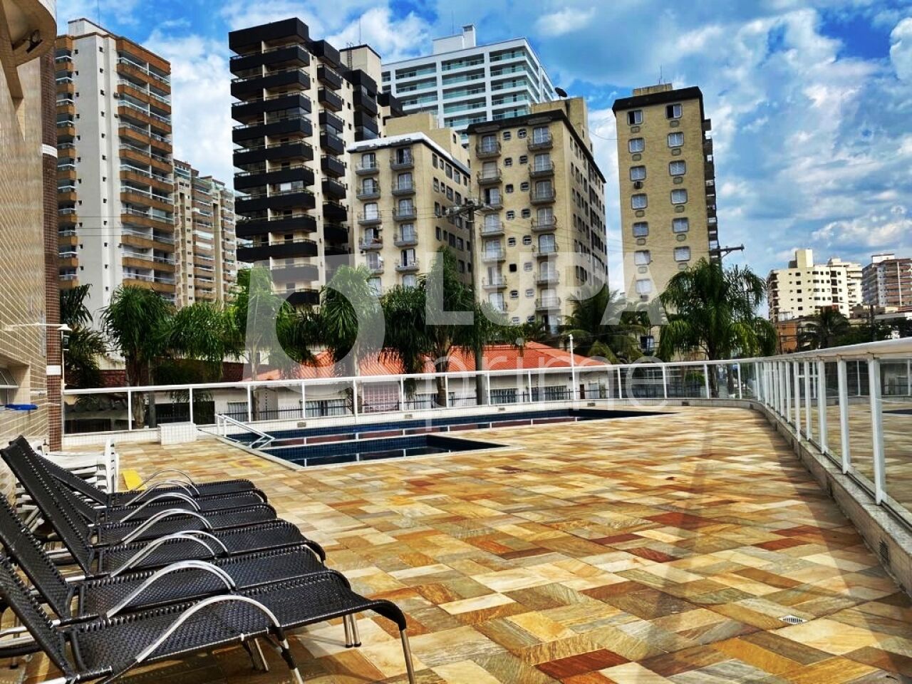 apartamento-venda-praia-grande-caicara-2dormitorios-1suite-2vagas-82m2-LM28667