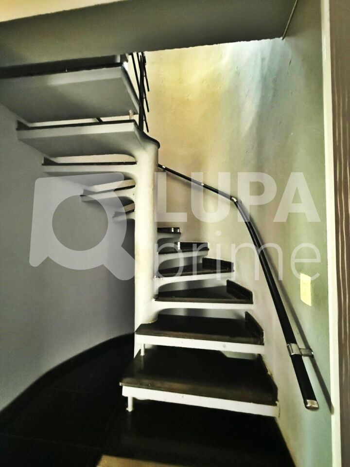 Apartamento à venda com 3 quartos, 160m² - Foto 11
