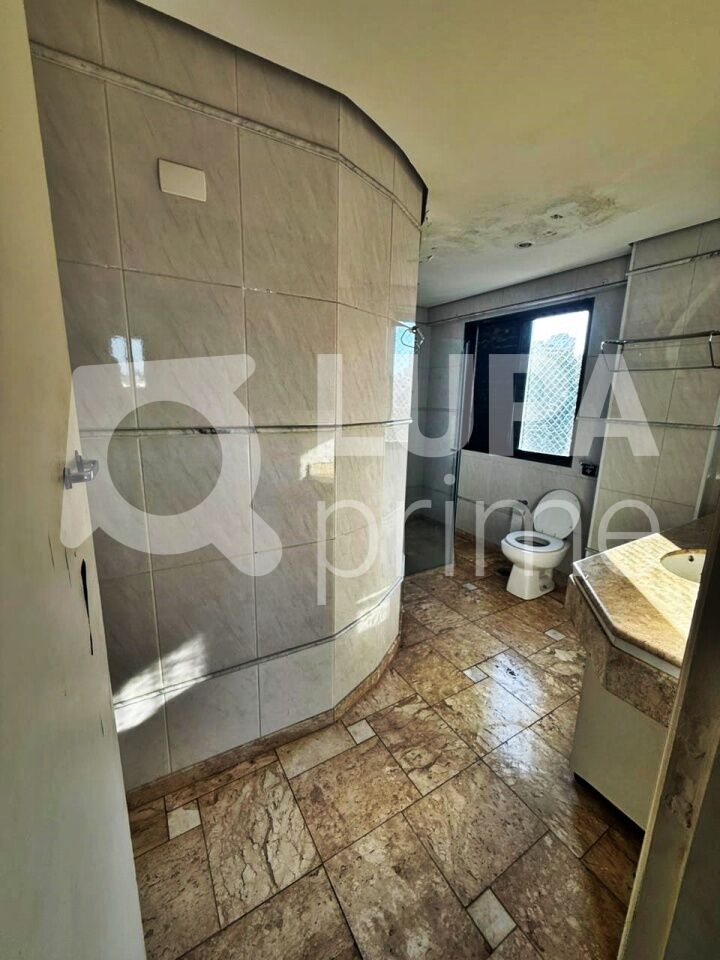 Apartamento à venda com 3 quartos, 160m² - Foto 9