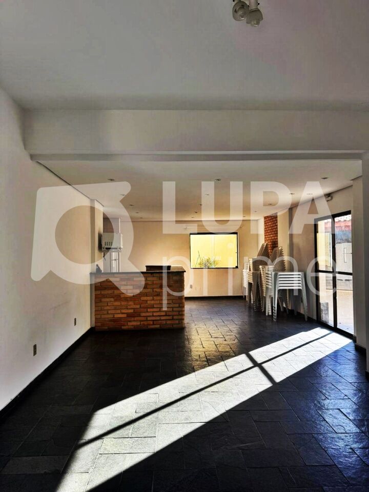Apartamento à venda com 3 quartos, 160m² - Foto 17
