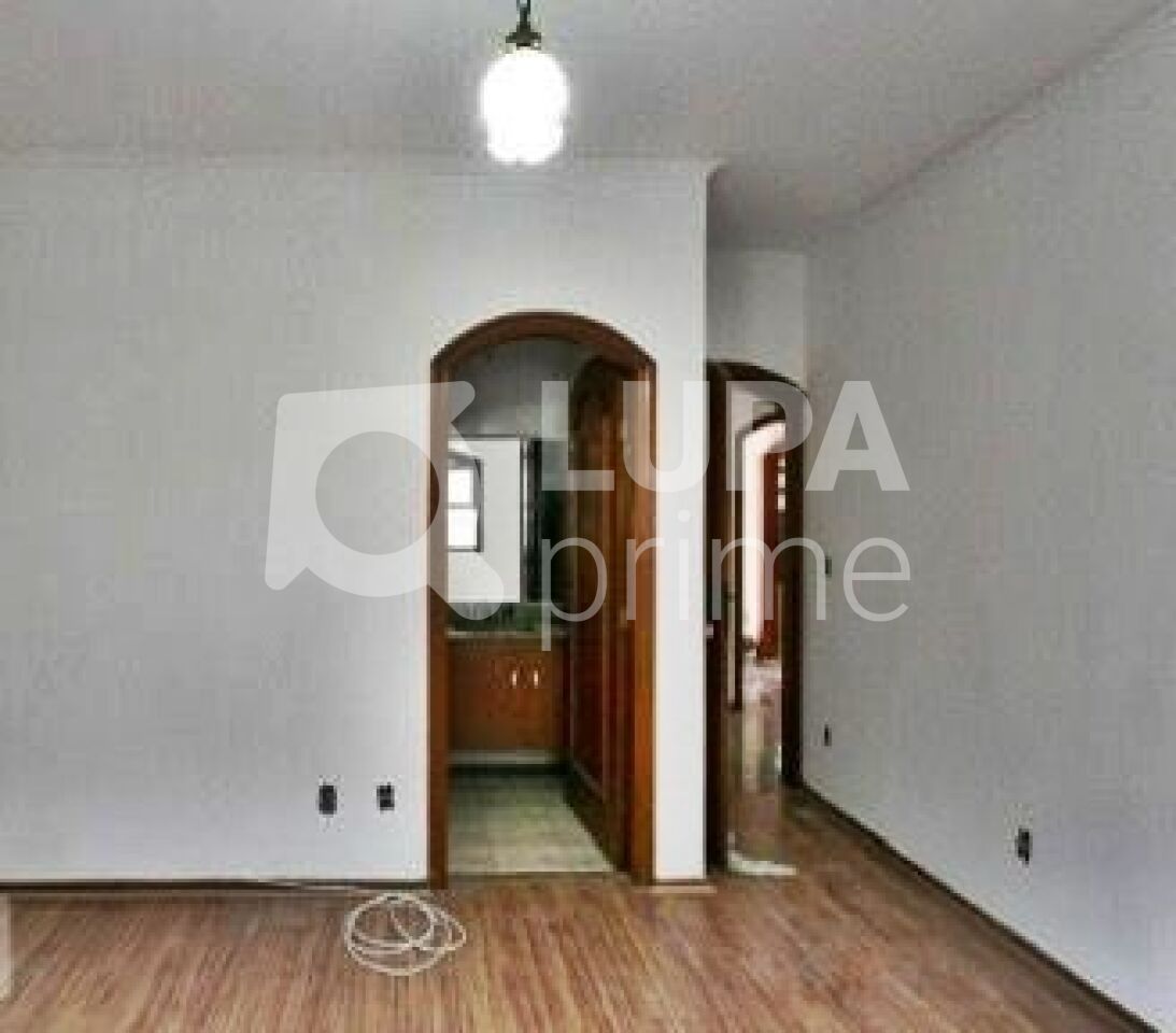 sobrado-venda-sao-paulo-tatuape-3dormitorios-3suites-2vagas-212m2-LM28692