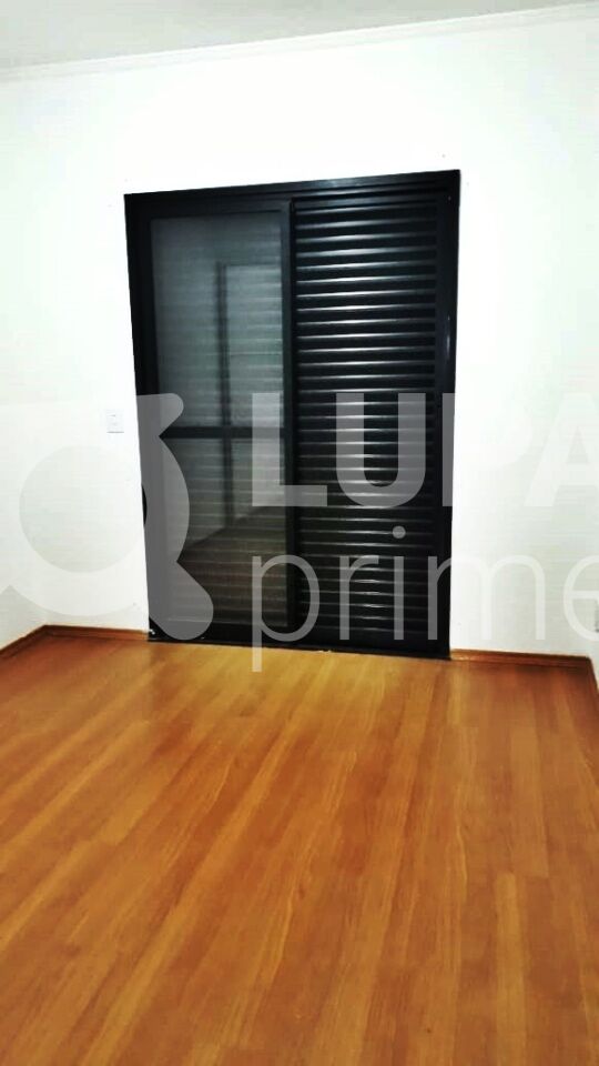 Apartamento, 3 quartos, 130 m² - Foto 2