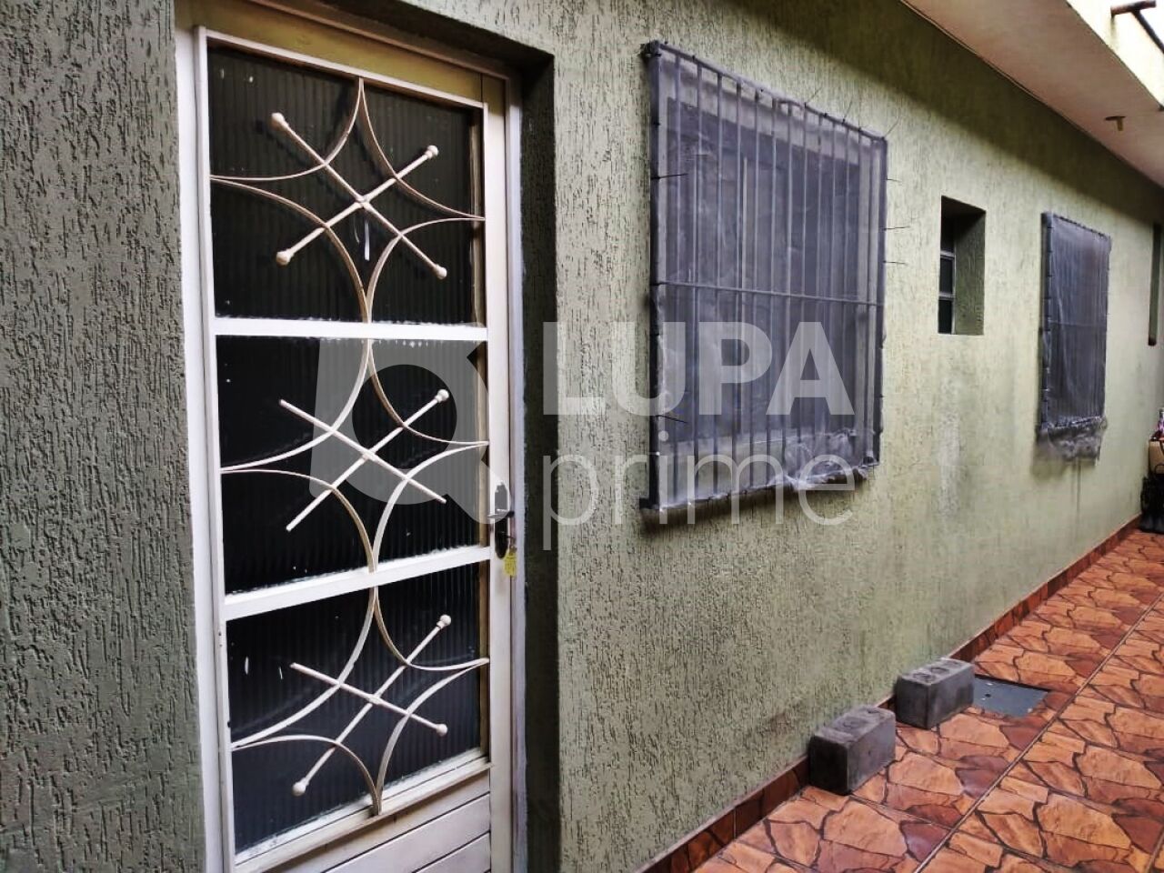 Casa para alugar com 1 quarto, 35m² - Foto 6