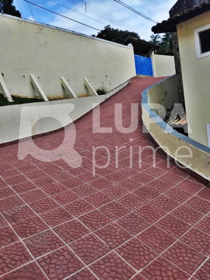 Casa à venda com 3 quartos, 250m² - Foto 10