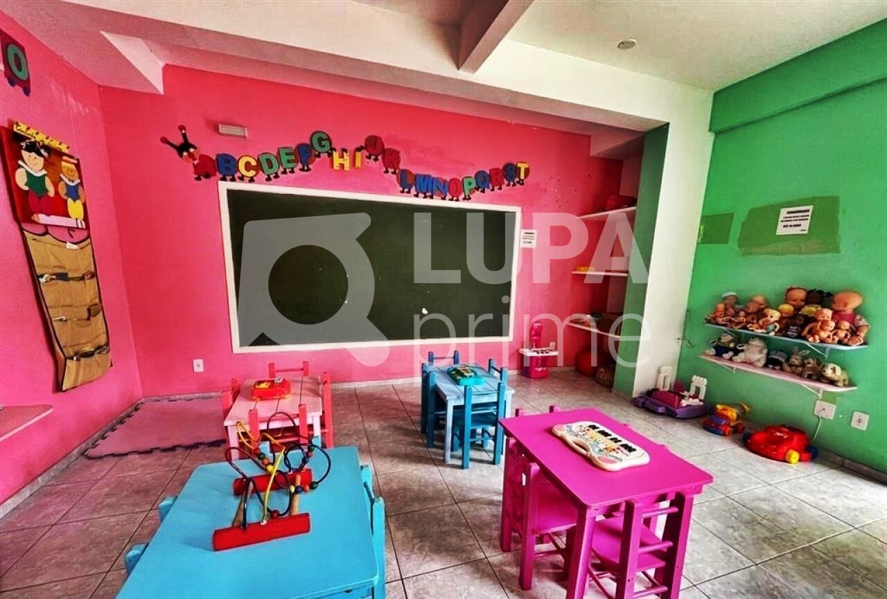 Apartamento à venda com 2 quartos, 57m² - Foto 12