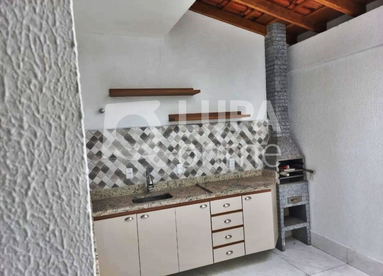 sobrado-venda-sao-paulo-vila-medeiros-3dormitorios-1suite-2vagas-116m2-LM28884