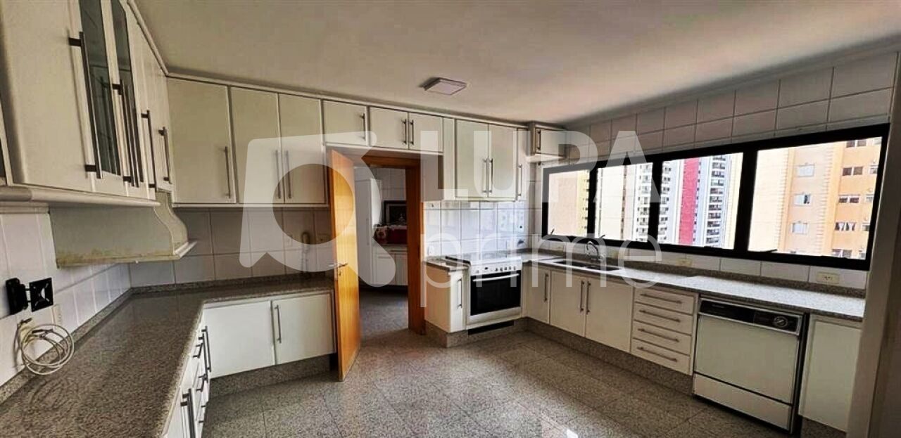 Apartamento à venda com 3 quartos, 118m² - Foto 12