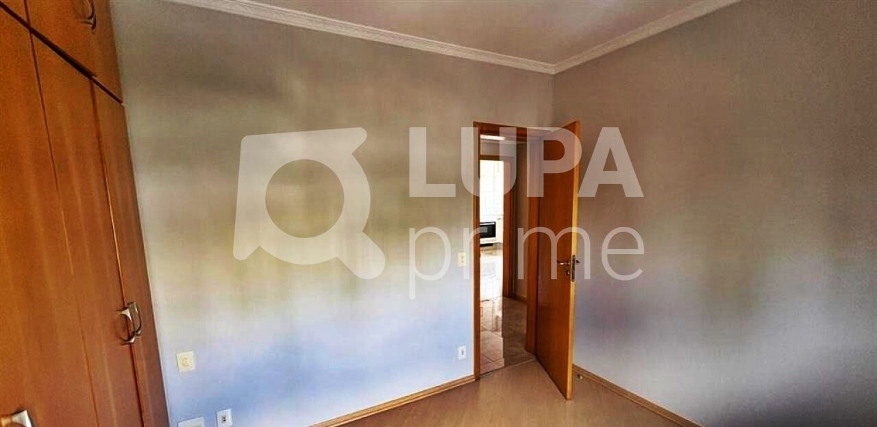 Apartamento à venda com 3 quartos, 118m² - Foto 8