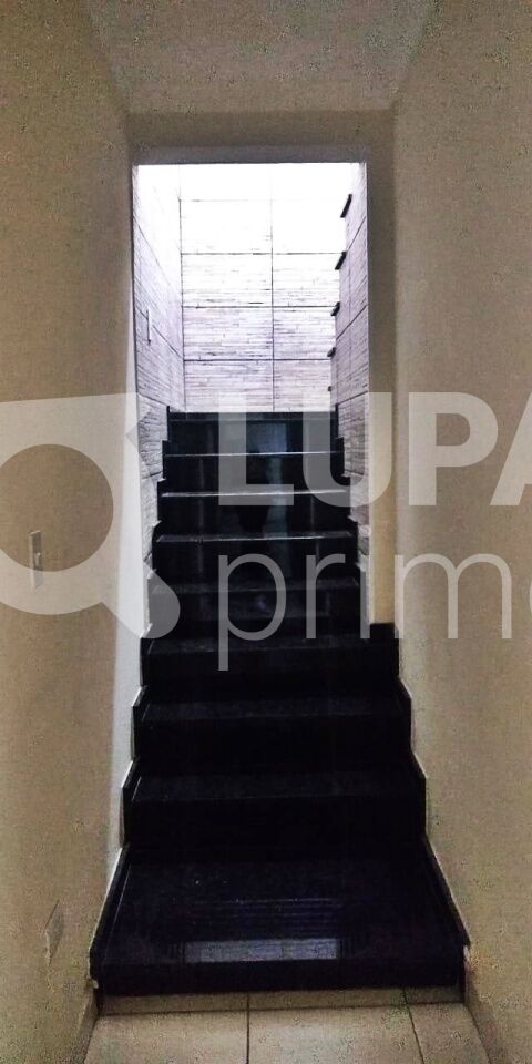 sobrado-venda-guarulhos-parque-continental-i-4dormitorios-2suites-2vagas-180m2-LM28970