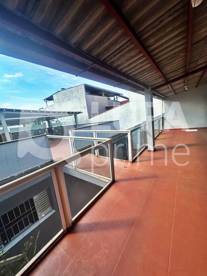 casa-terrea-venda-sao-paulo-jardim-guanca-2dormitorios-2suites-3vagas-120m2-LM28973