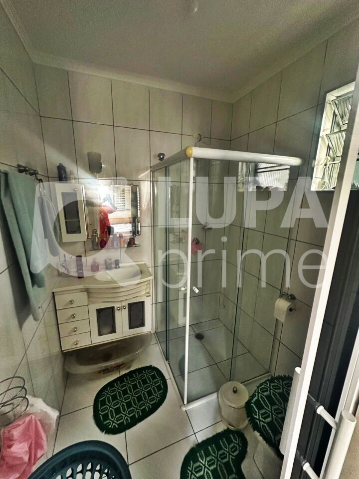 casa-terrea-venda-sao-paulo-jardim-guanca-2dormitorios-2suites-3vagas-120m2-LM28973